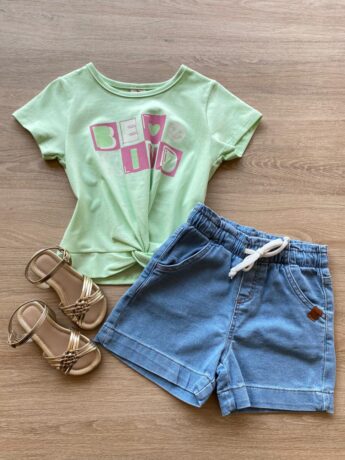 Blusa Cropped Infantil Feminino Manga Curta Be Kind Verde Fernanda Ramos Kids