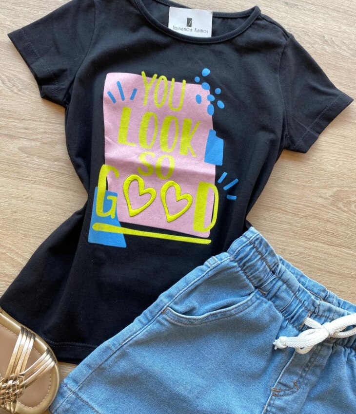 fernandaramoskids com br Blusa Infantil Feminina Manga Curta Estampa You Look So Good Preta 1