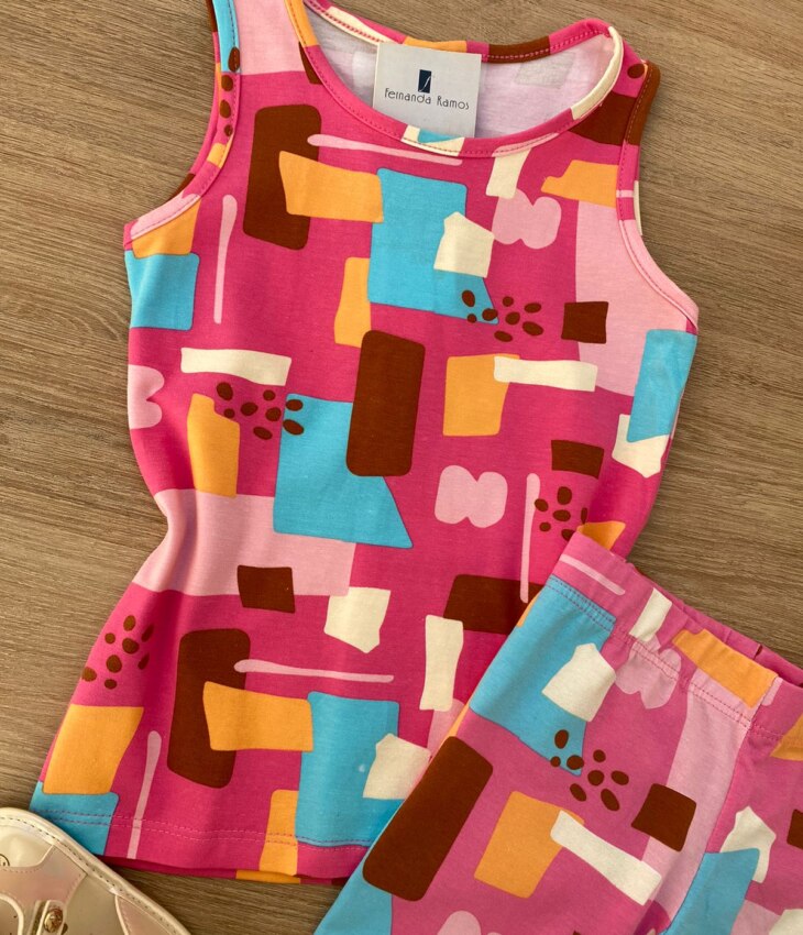 fernandaramoskids com br Blusa Regata Infantil Feminina Justa Estampada Fundo Rosa 1