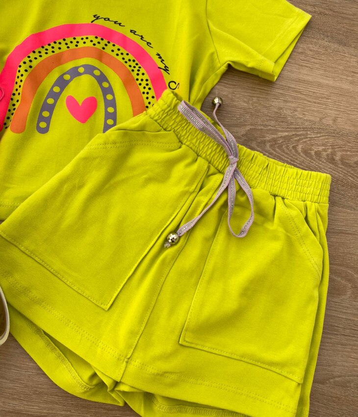 fernandaramoskids com br Conjunto Infantil Feminino Blusa Cropped Arco Iris e Short Saia Verde Lima 2