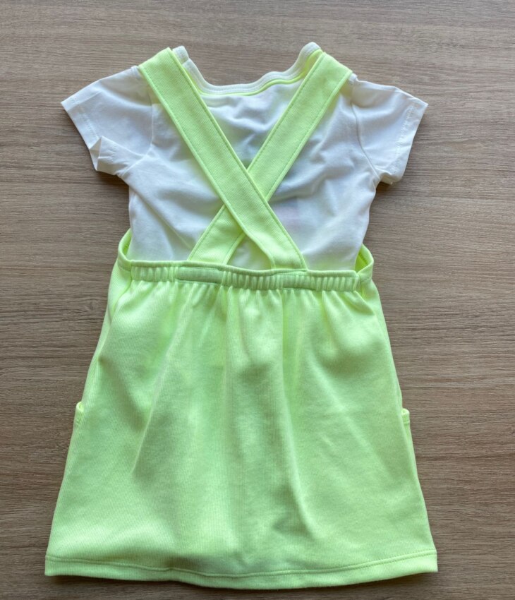 fernandaramoskids com br Conjunto Infantil Feminino Blusa Cropped Branca e Salopete Verde Flúor 2