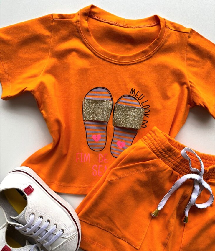 fernandaramoskids com br Conjunto Infantil Feminino Blusa Cropped Chinelo e Short Saia Laranja 1