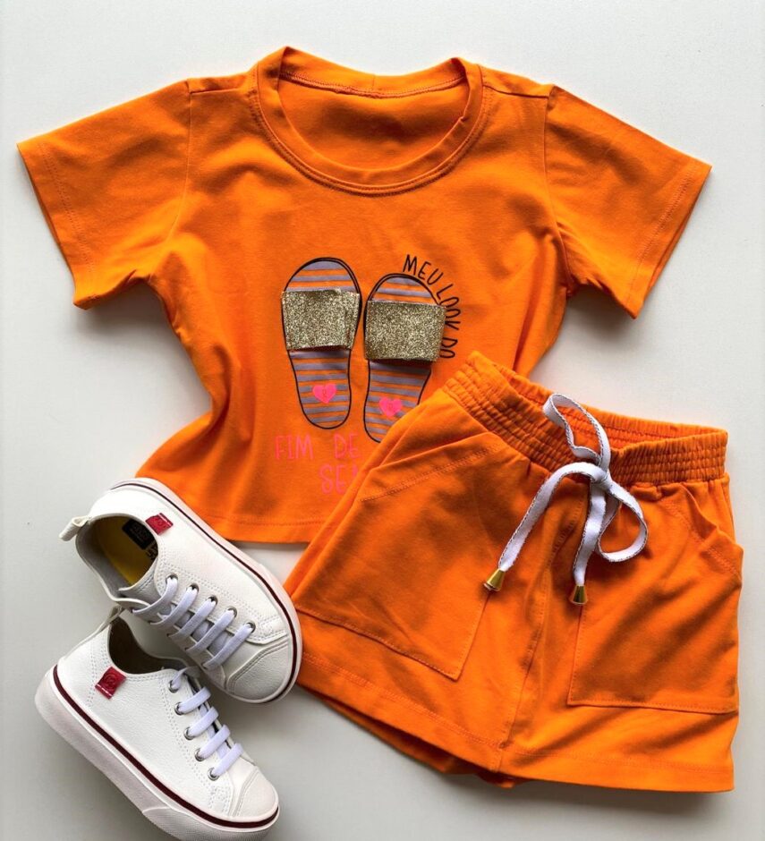 Conjunto Infantil Feminino Blusa Cropped Chinelo e Short Saia Laranja Fernanda Ramos Kids