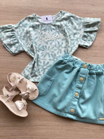Conjunto Infantil Feminino Blusa Cropped Estampa Floral Short Saia Verde Fernanda Ramos Kids