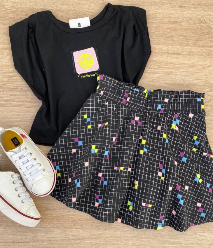 Conjunto Infantil Feminino Blusa Cropped Preto e Short Saia Fernanda Ramos Kids