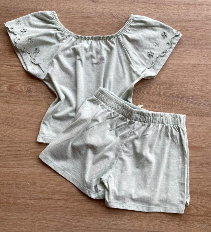 fernandaramoskids com br Conjunto Infantil Feminino Blusa Cropped Short Saia Verde Água 4