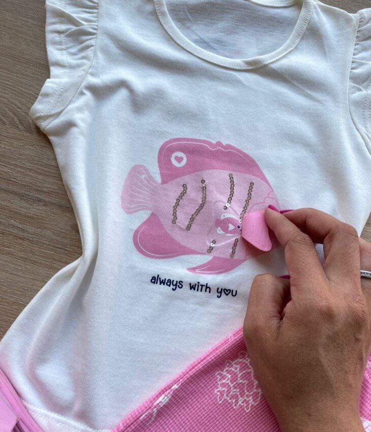 fernandaramoskids com br Conjunto Infantil Feminino Blusa Estampa de Peixe e Short Rosa 3