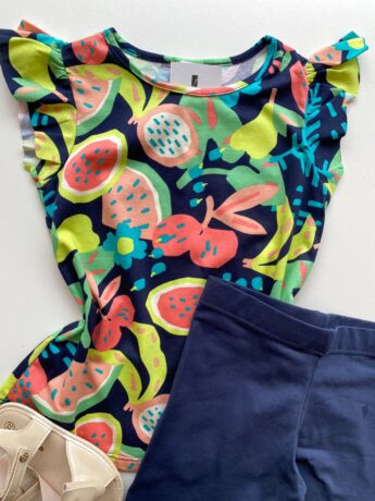 fernandaramoskids com br Conjunto Infantil Feminino Blusa Estampada e Bermuda Azul Marinho 1