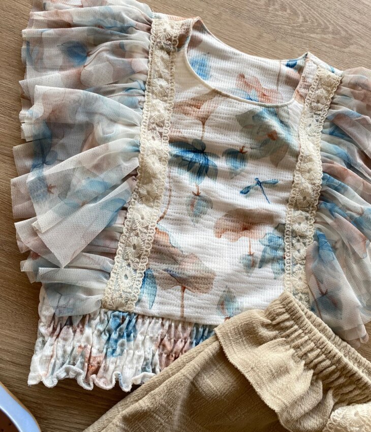 fernandaramoskids com br Conjunto Infantil Feminino Blusa Floral Short Bege 3