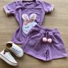 Conjunto Infantil Feminino Blusa Manga Curta Coelho e Short Lilás Fernanda Ramos Kids