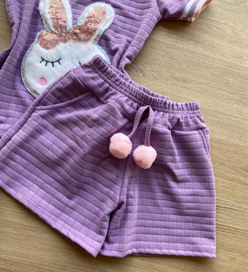 fernandaramoskids com br Conjunto Infantil Feminino Blusa Manga Curta Coelho e Short Lilás 2