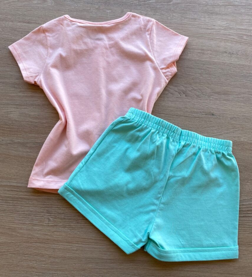 fernandaramoskids com br Conjunto Infantil Feminino Blusa Manga Curta Estampada Salmão e Short Verde 3