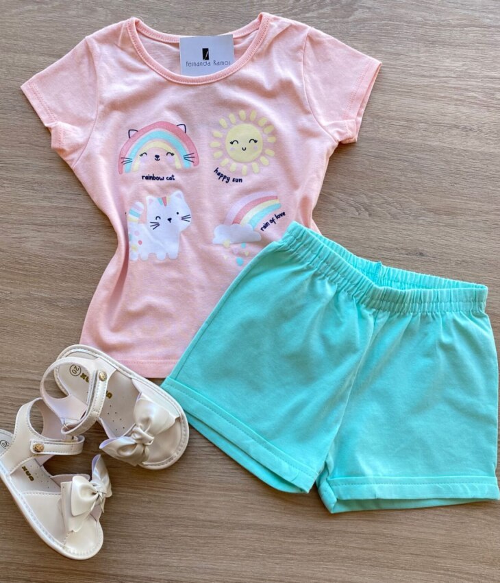 Conjunto Infantil Feminino Blusa Manga Curta Estampada Salmão e Short Verde Fernanda Ramos Kids