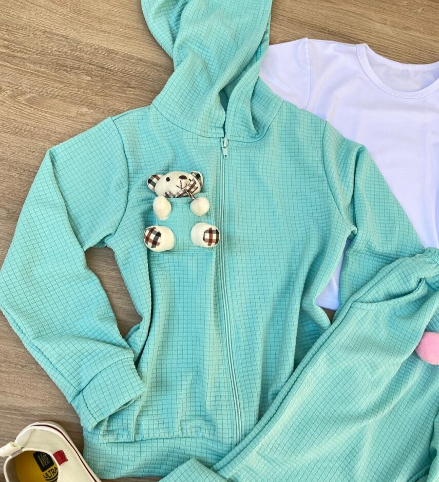 fernandaramoskids com br Conjunto Infantil Feminino Blusa Manga Curta + Jaqueta + Calça Verde 1