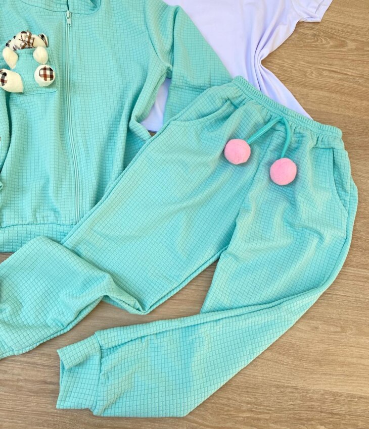fernandaramoskids com br Conjunto Infantil Feminino Blusa Manga Curta + Jaqueta + Calça Verde 2