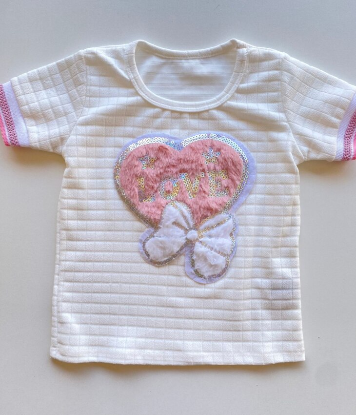 fernandaramoskids com br Conjunto Infantil Feminino Blusa Manga Curta Love e Short Branco 1
