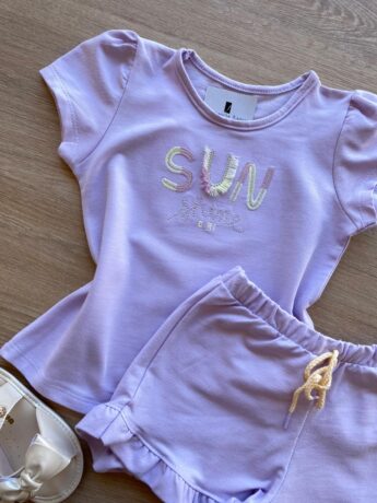 fernandaramoskids com br Conjunto Infantil Feminino Blusa Manga Curta Sun Shine e Short Lilás 1