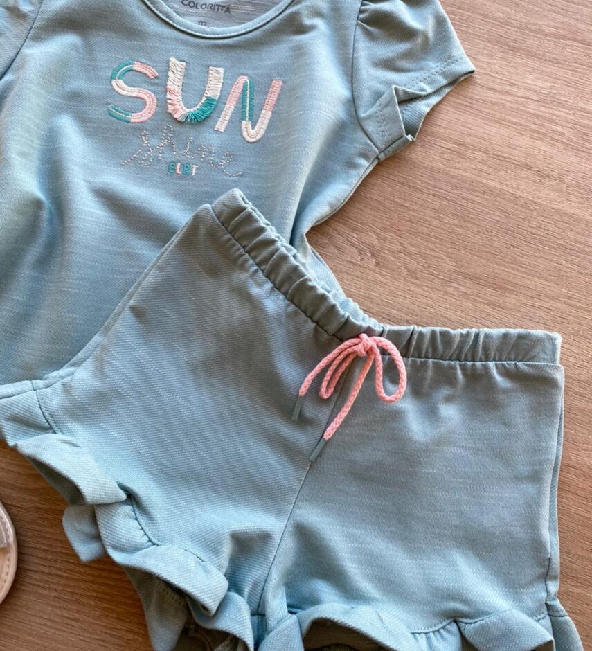 fernandaramoskids com br Conjunto Infantil Feminino Blusa Manga Curta Sun Shine e Short Verde 2