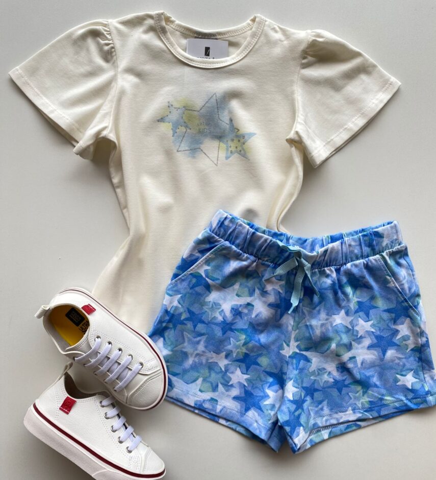 Conjunto Infantil Feminino Blusa Off White e Short Estampado Estrelas Fernanda Ramos Kids