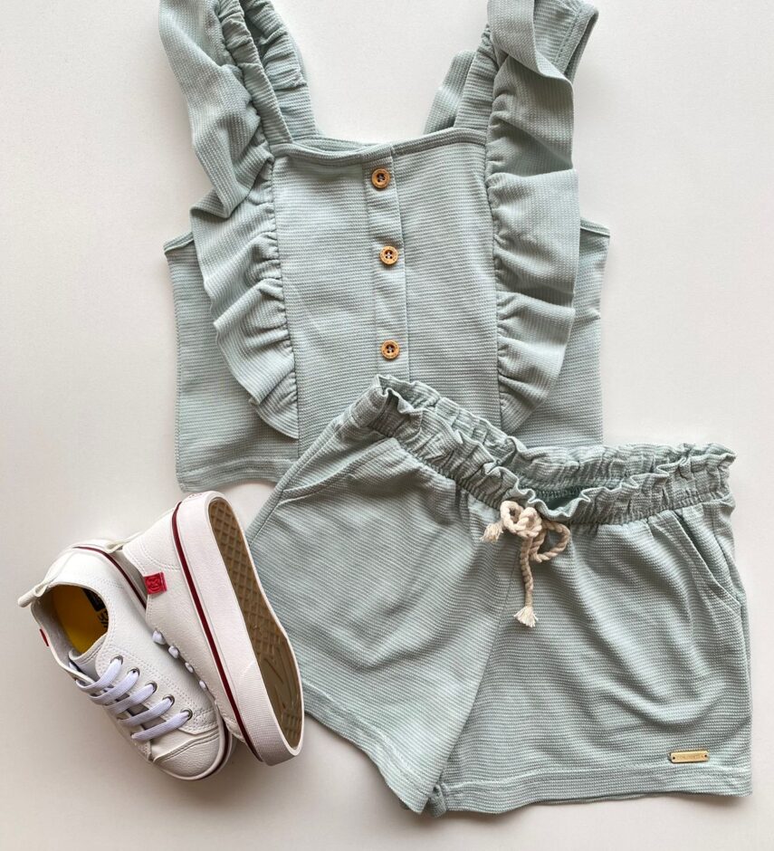 Conjunto Infantil Feminino Cropped com Babado e Short Verde Água Fernanda Ramos Store
