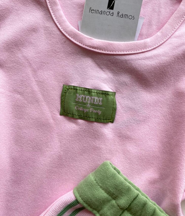 fernandaramoskids com br Conjunto Infantil Feminino Cropped Manga Princesa Rosa e Short Verde 3