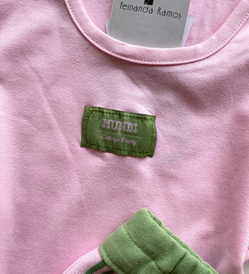 fernandaramoskids com br Conjunto Infantil Feminino Cropped Manga Princesa Rosa e Short Verde 3
