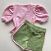 fernandaramoskids com br Conjunto Infantil Feminino Cropped Manga Princesa Rosa e Short Verde 4