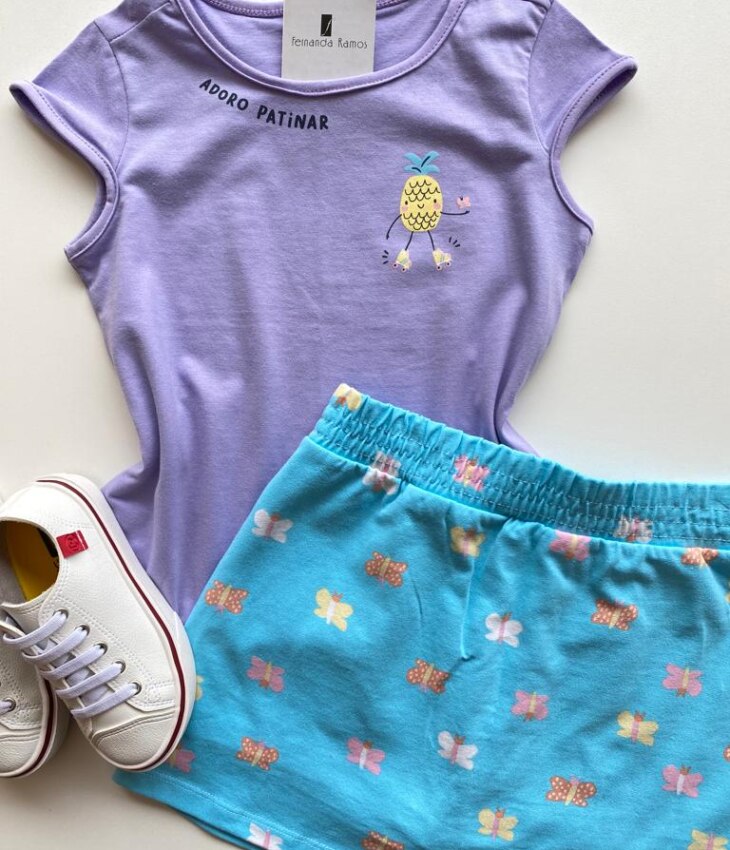fernandaramoskids com br Conjunto Infantil Feminino Estampado Blusa Lilás e Short Saia Azul 1