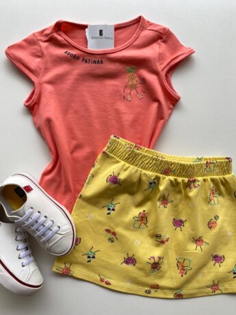 fernandaramoskids com br Conjunto Infantil Feminino Estampado Blusa Rosa e Short Saia Amarelo 1