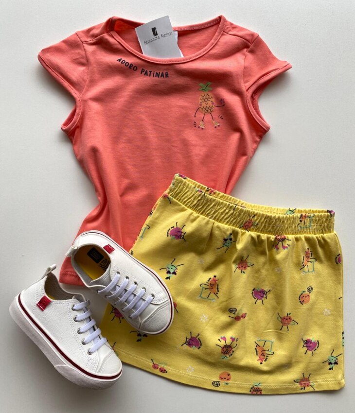 Conjunto Infantil Feminino Estampado Blusa Rosa e Short Saia Amarelo Fernanda Ramos Kids