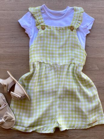 Conjunto Infantil Feminino Jardineira Xadrez e Blusa Manga Curta Branca Fernanda Ramos Kids
