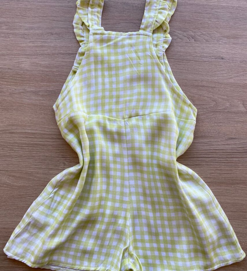 fernandaramoskids com br Conjunto Infantil Feminino Jardineira Xadrez e Blusa Manga Curta Branca 6