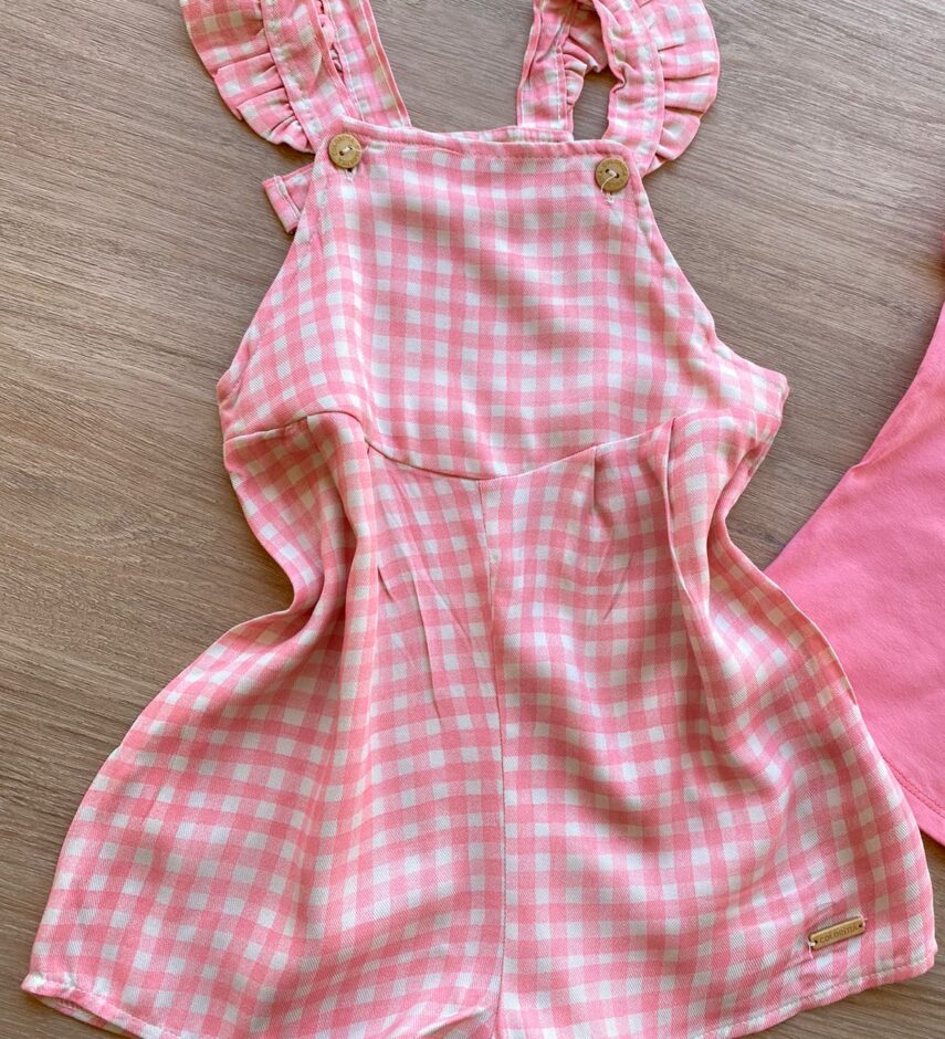 fernandaramoskids com br Conjunto Infantil Feminino Jardineira Xadrez e Blusa Manga Curta Rosa 3