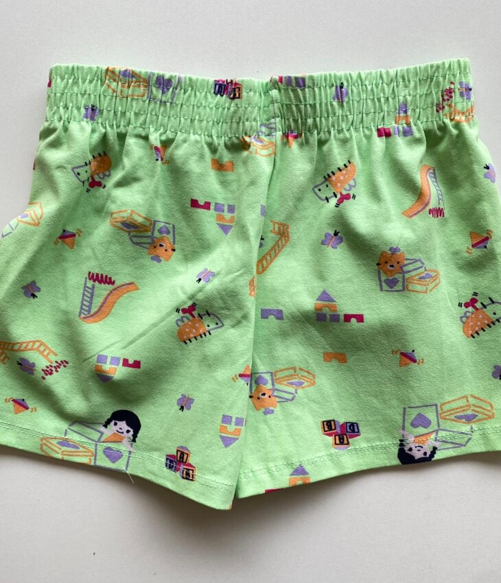 fernandaramoskids com br Conjunto Infantil Feminino Regata Amarela e Short Estampado Verde 4