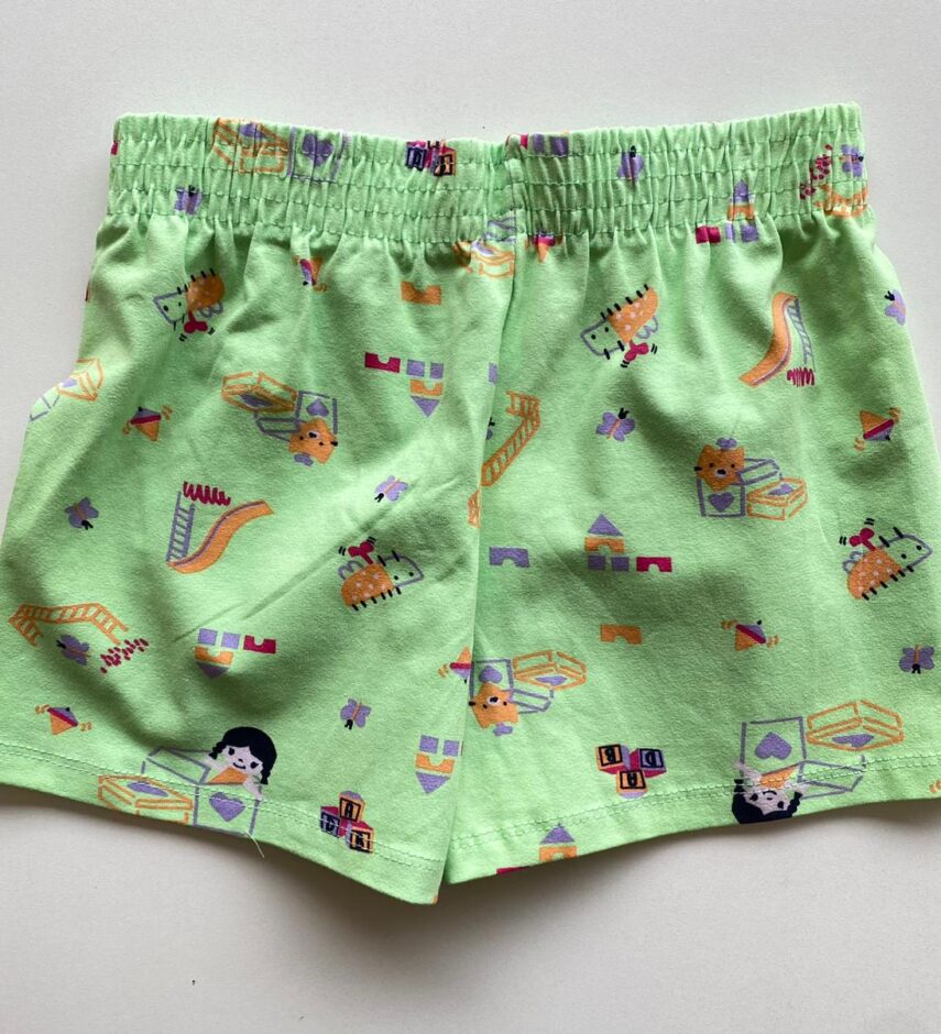 fernandaramoskids com br Conjunto Infantil Feminino Regata Amarela e Short Estampado Verde 4