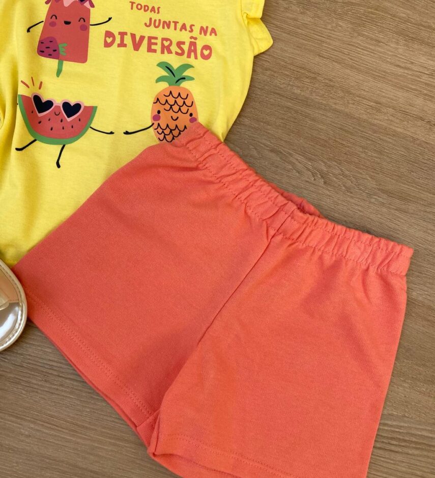 fernandaramoskids com br Conjunto Infantil Feminino Regata Amarela e Short Salmão 1