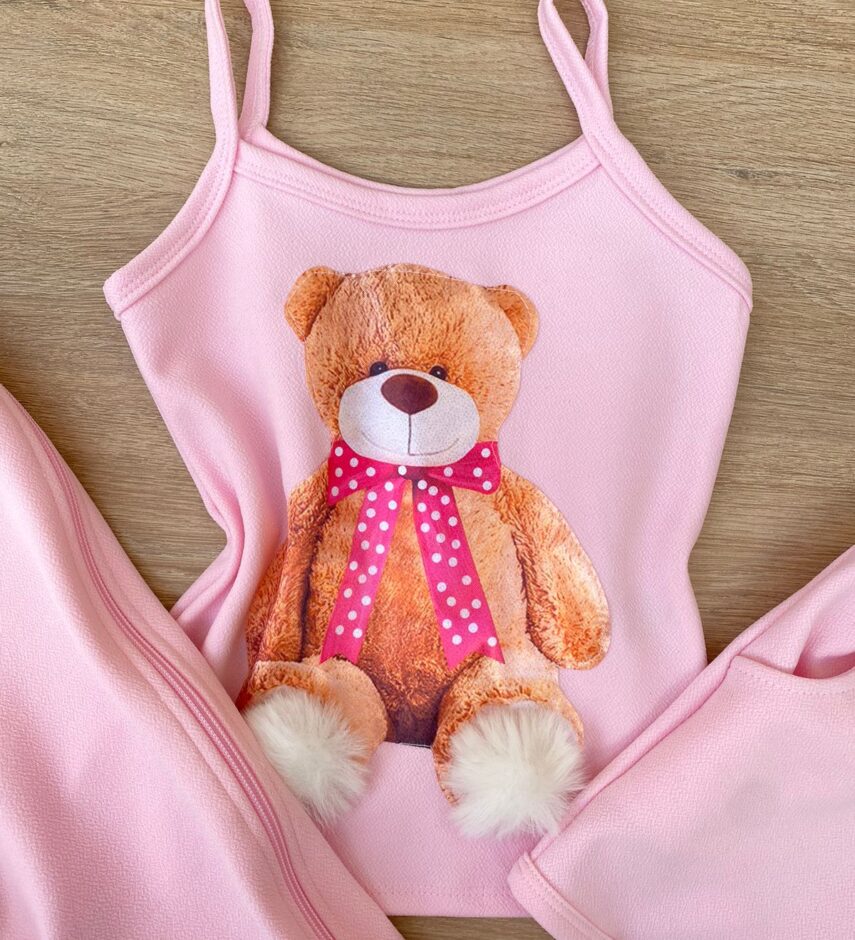 fernandaramoskids com br Conjunto Infantil Feminino Regata Estampa Urso + Jaqueta + Short Rosa 1