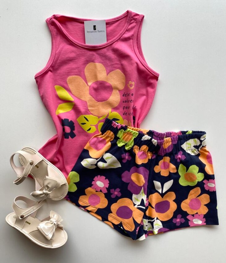 Conjunto Infantil Feminino Regata Rosa e Short Estampa Floral Fernanda Ramos Kids