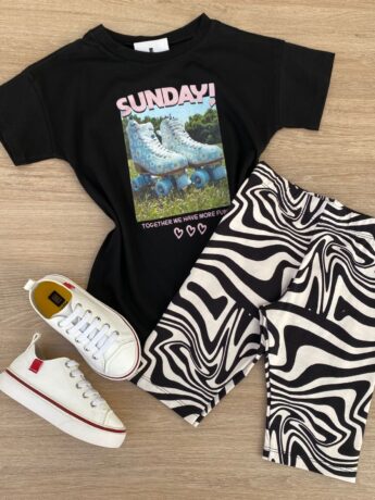 Conjunto Infantil Feminino T-shirt Manga Curta Preta e Bermuda Estampa Zebra Fernanda Ramos Kids