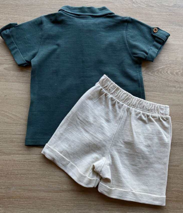 fernandaramoskids com br Conjunto Infantil Masculino Camisa Verde e Bermuda Bege 3