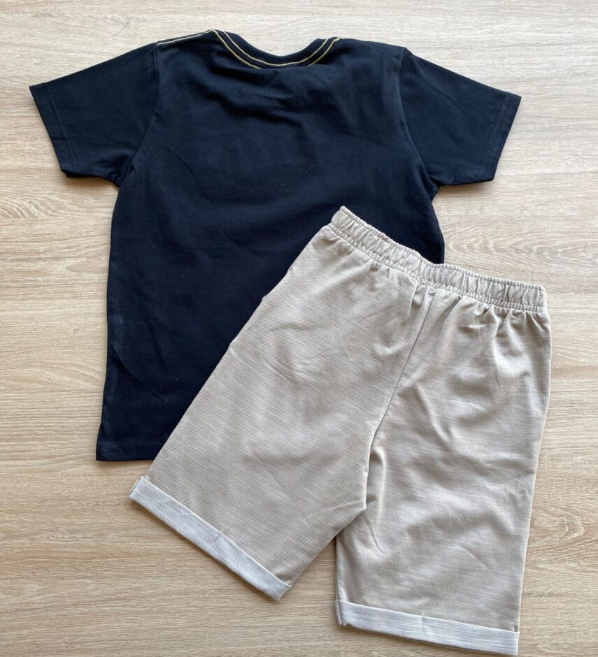 fernandaramoskids com br Conjunto Infantil Masculino Camiseta Bright Preta e Bermuda Bege 3