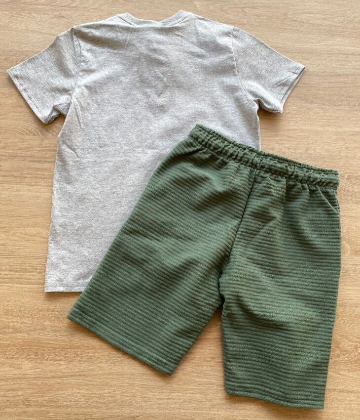 fernandaramoskids com br Conjunto Infantil Masculino Camiseta Cinza e Bermuda Verde 2