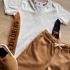 fernandaramoskids com br Conjunto Infantil Masculino Camiseta Mesclada e Bermuda Caramelo 1