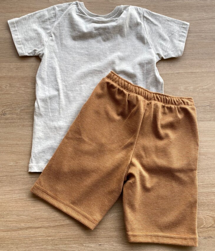 fernandaramoskids com br Conjunto Infantil Masculino Camiseta Mesclada e Bermuda Caramelo 3