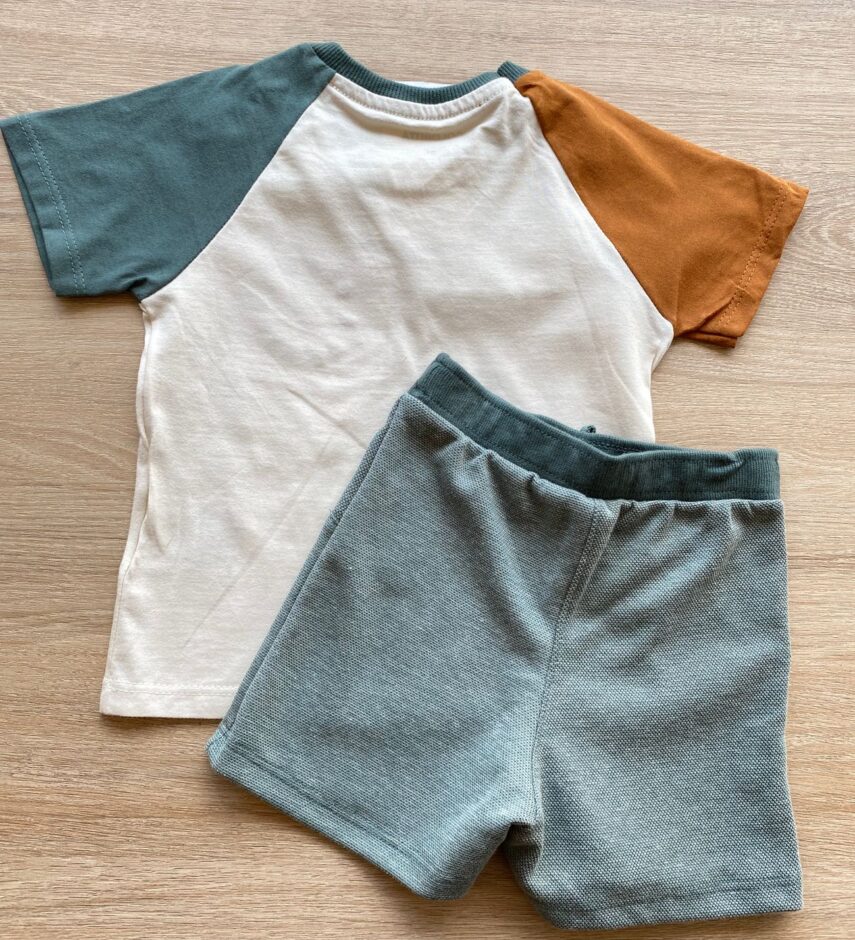 fernandaramoskids com br Conjunto Infantil Masculino Camiseta Nude e Bermuda Verde 3
