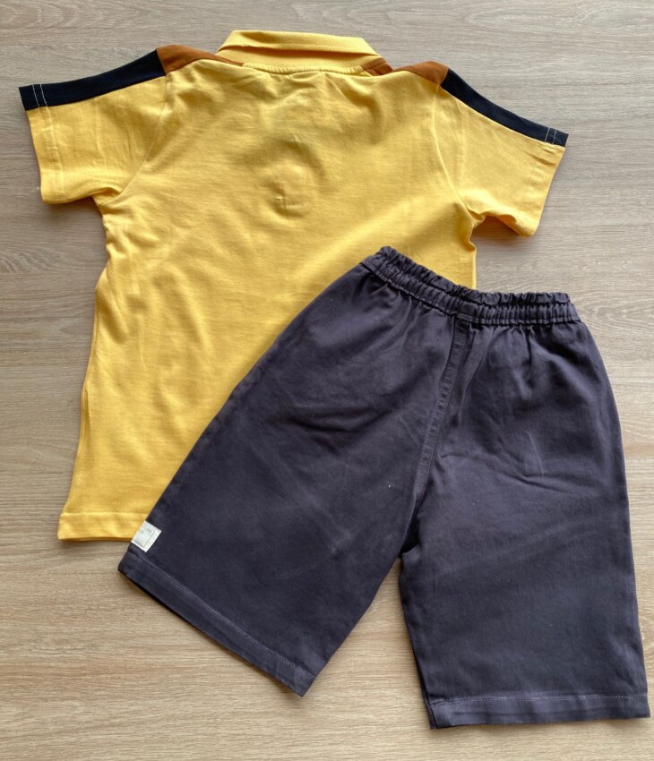 fernandaramoskids com br Conjunto Infantil Masculino Camiseta Polo Amarela e Bermuda Sarja 3
