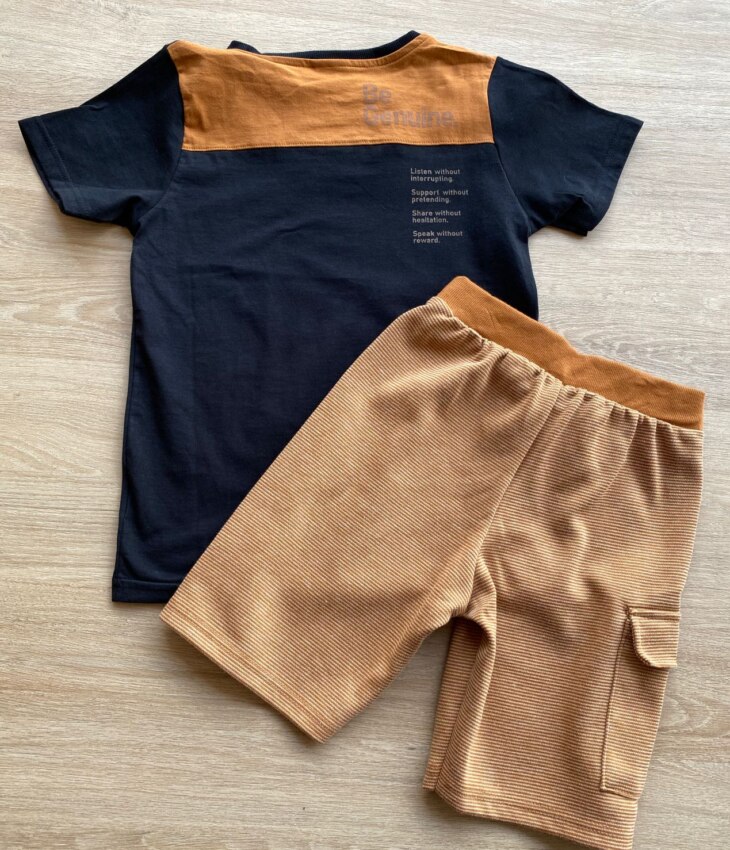 fernandaramoskids com br Conjunto Infantil Masculino Camiseta Preta e Bermuda Caramelo 3