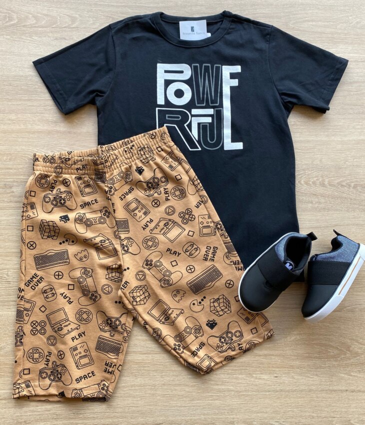 Conjunto Infantil Masculino Camiseta Preta e Bermuda Estampada Fernanda Ramos Store