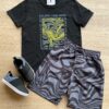 Conjunto Infantil Masculino Camiseta Preta e Bermuda Tactel Estampada Fernanda Ramos Kids