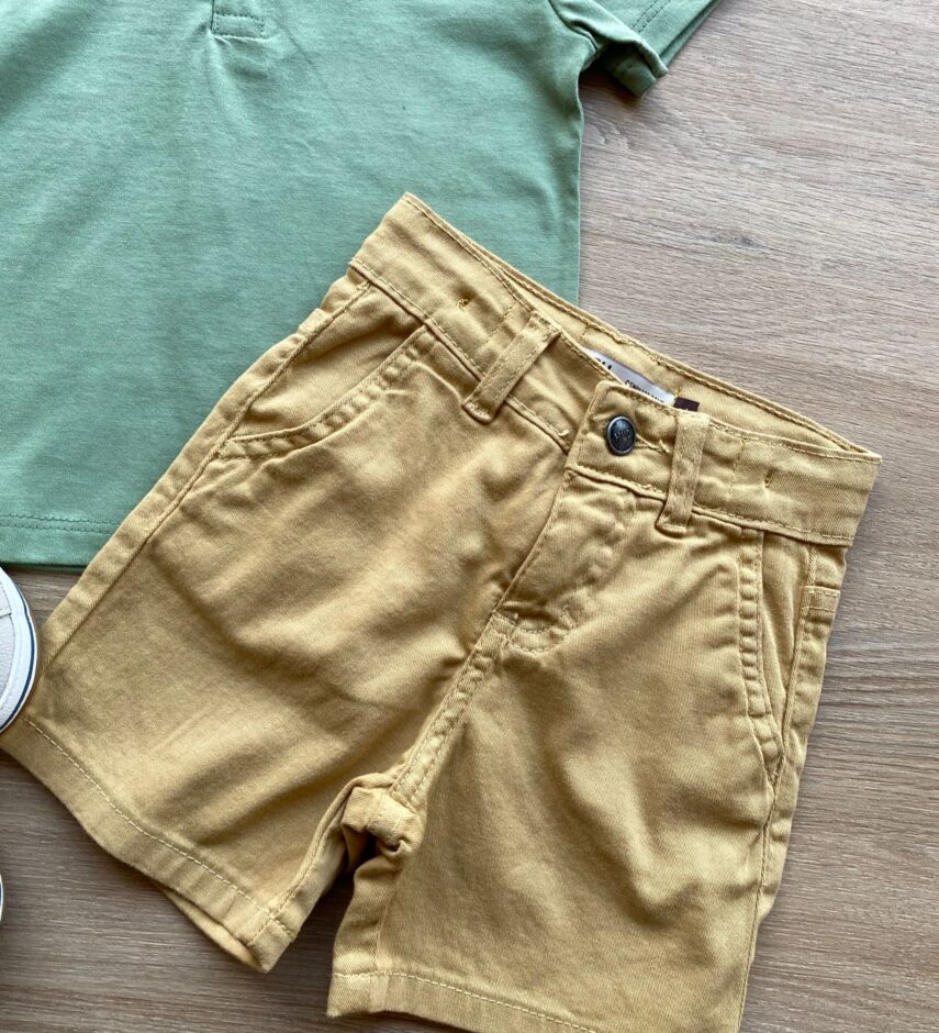 fernandaramoskids com br Conjunto Infantil Masculino Camiseta Verde e Bermuda Jeans Bege 2